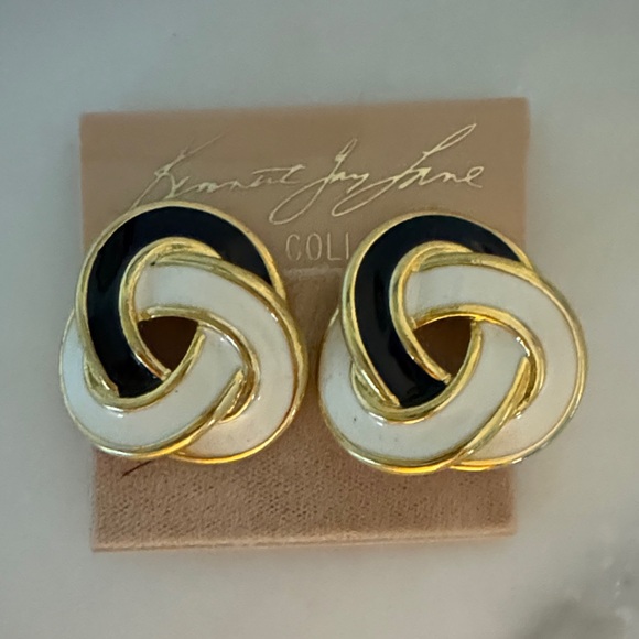 Kenneth Jay Lane vintage Black & White earrings - Picture 1 of 3